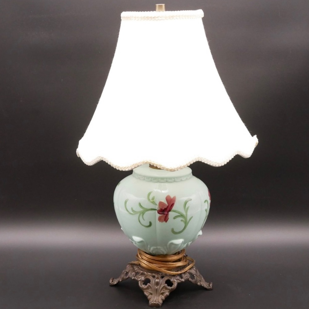 Ceramic Celadon Lamp w/Hand Painted Flowers & Metal Base , Beautiful! !